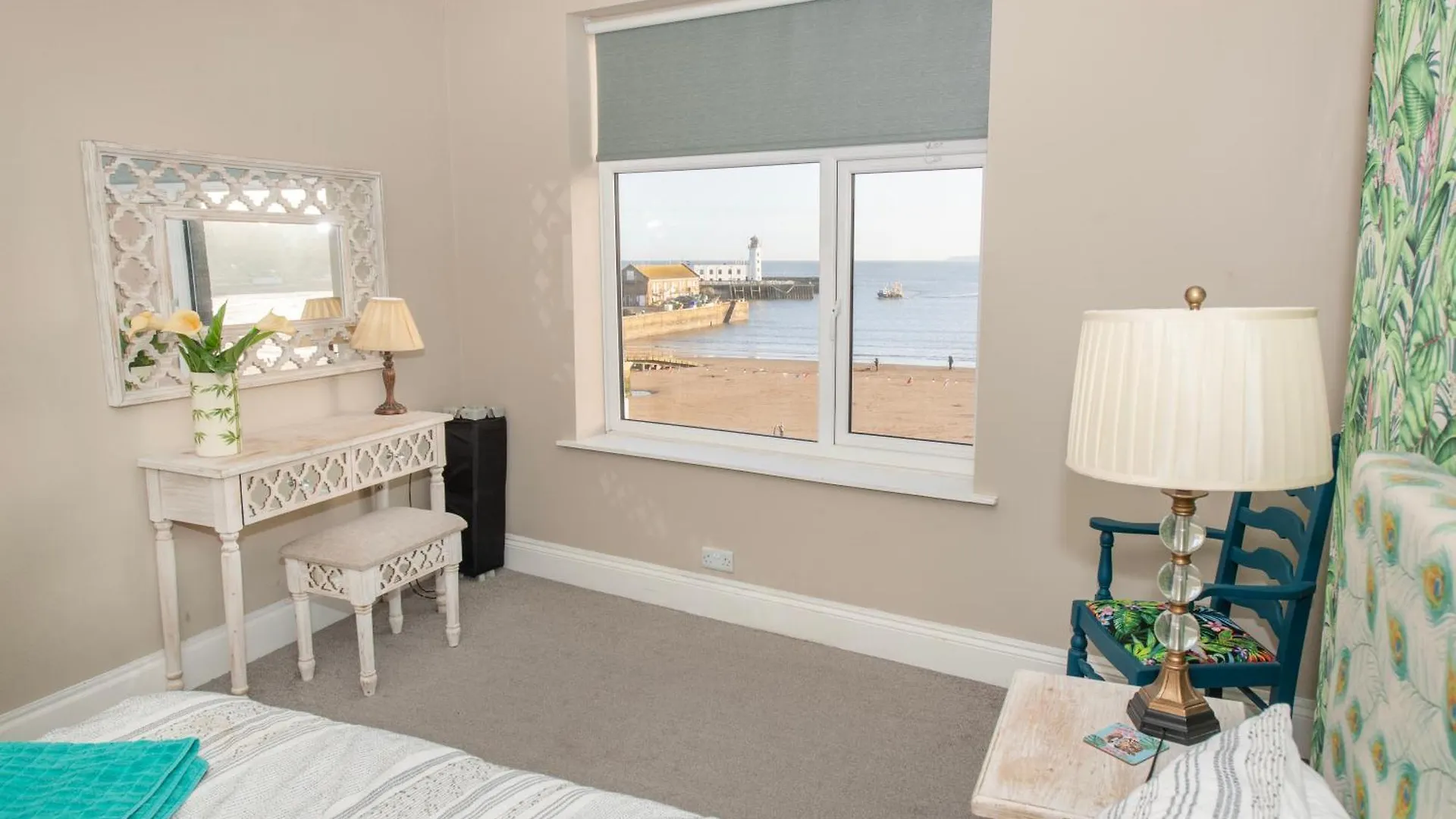 Flamingo Bay - Huge Apartment With Stunning Views - On The Beach! Scarborough